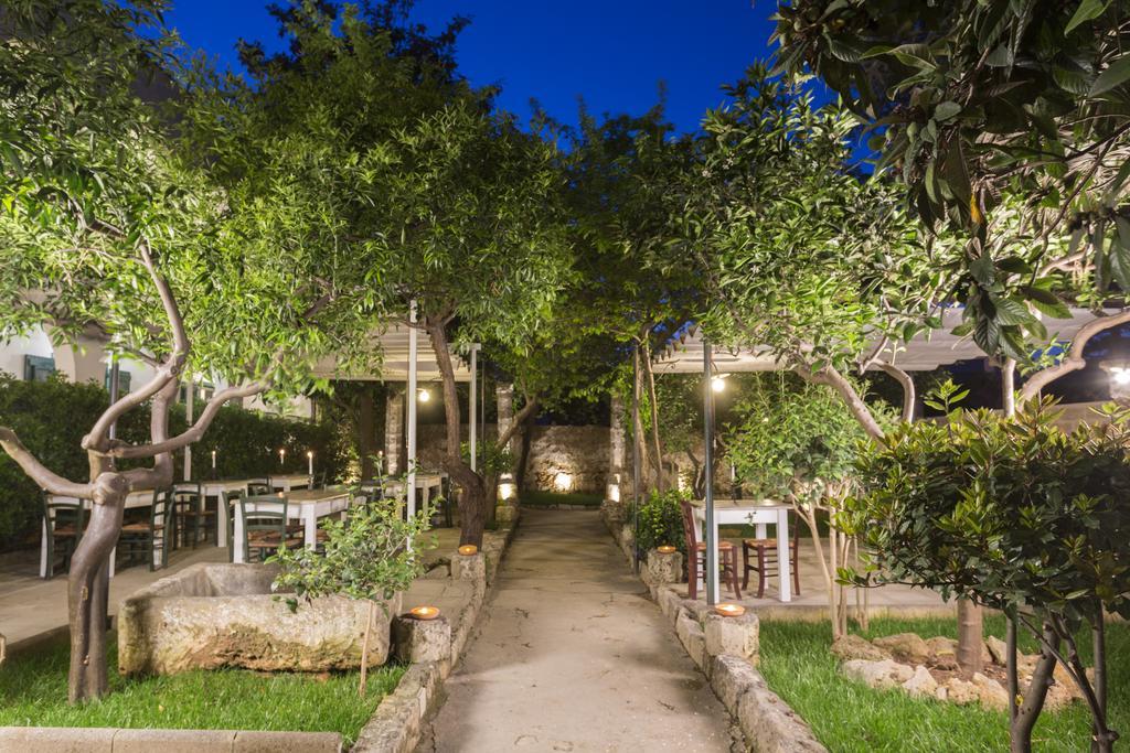 Locanda Martino Taviano  Exterior photo